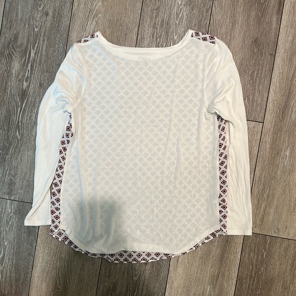 Loft Top - Picture 4 of 4